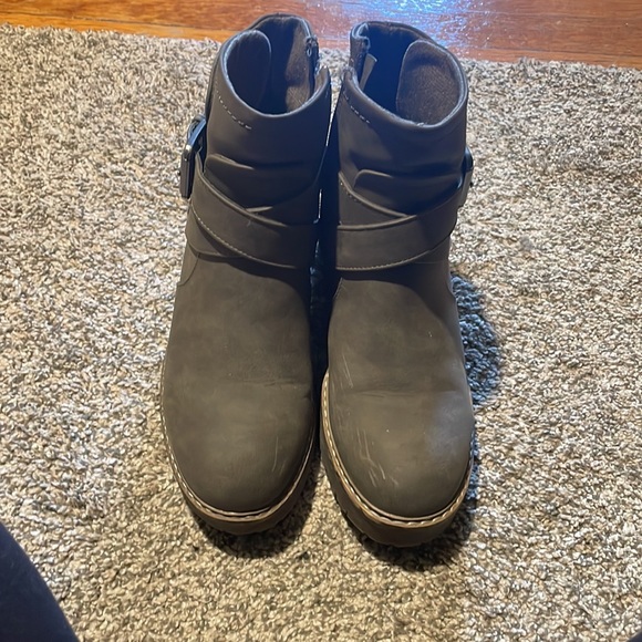 Grey booties - Picture 2 of 4